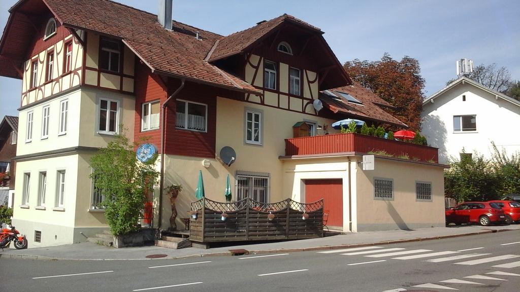 Privatzimmer Im Gasthaus Engel Leilighet Dornbirn Eksteriør bilde