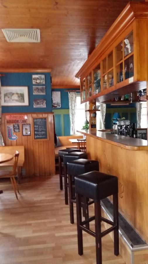Privatzimmer Im Gasthaus Engel Leilighet Dornbirn Eksteriør bilde